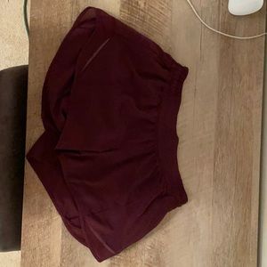 Lululemon hotty hot shorts size 8 4”